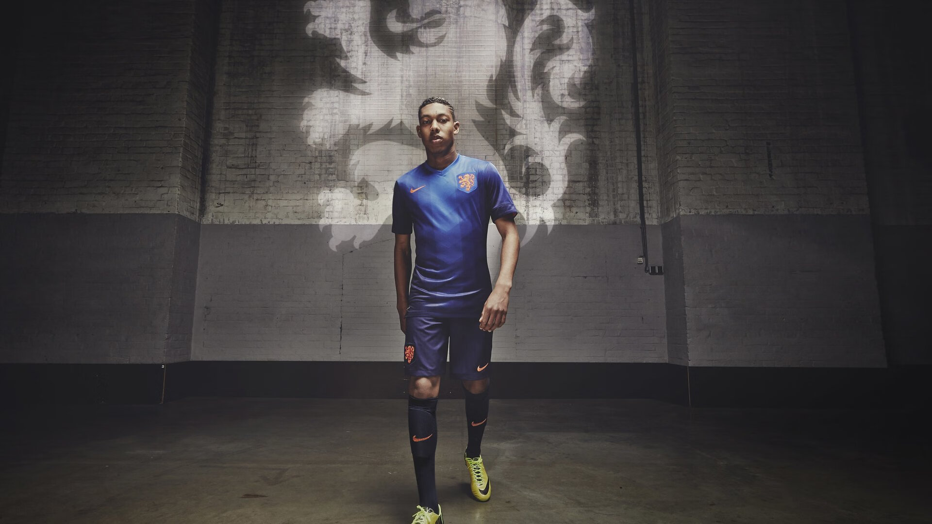 九游网页官网-足球训练引入区域联防数据模型，足球区域防守战术